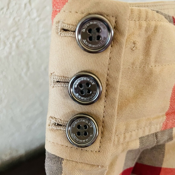 Burberry - Picture 4 of 7